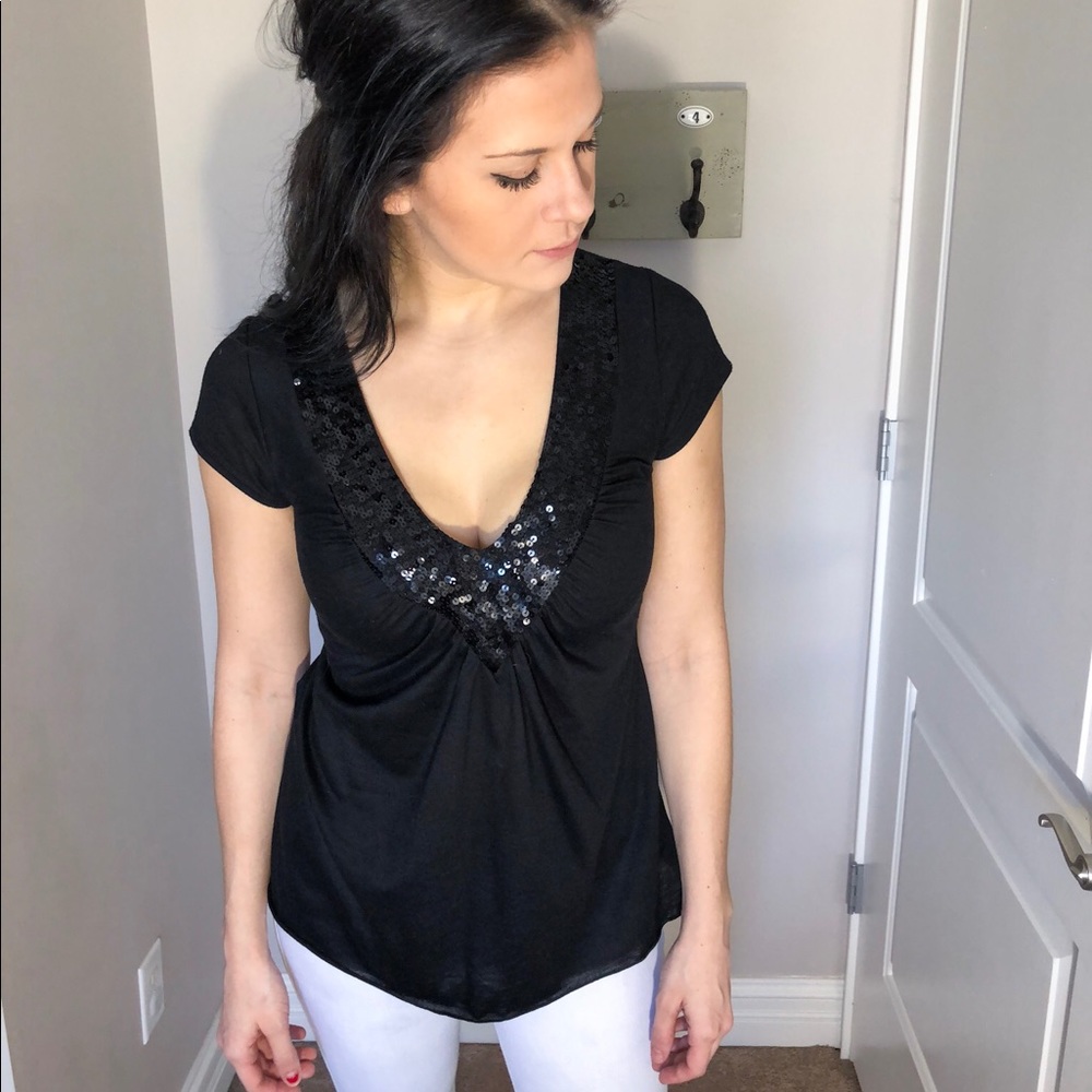 Black sequined v neck dress shirt with tie back